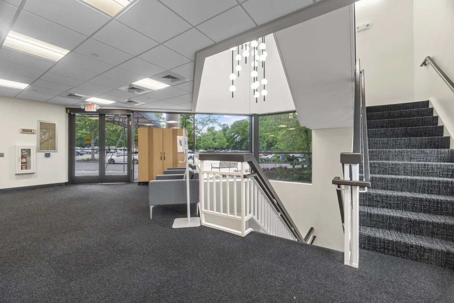 15 Corporate Dr   48 1st Fl 2.webp